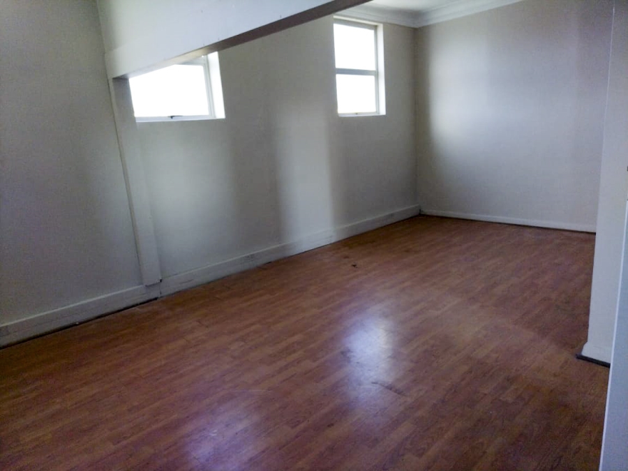 To Let Commercial Property for Rent in Maitland Western Cape